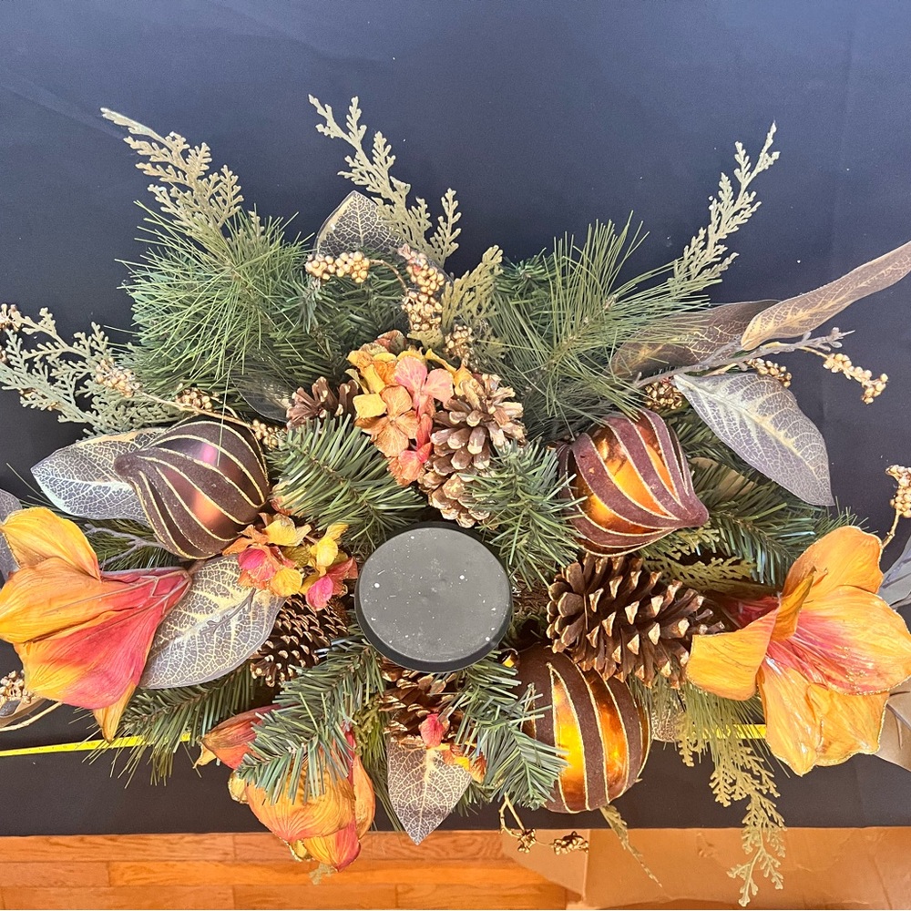 Large fall harvest, Thanksgiving, holiday center table piece